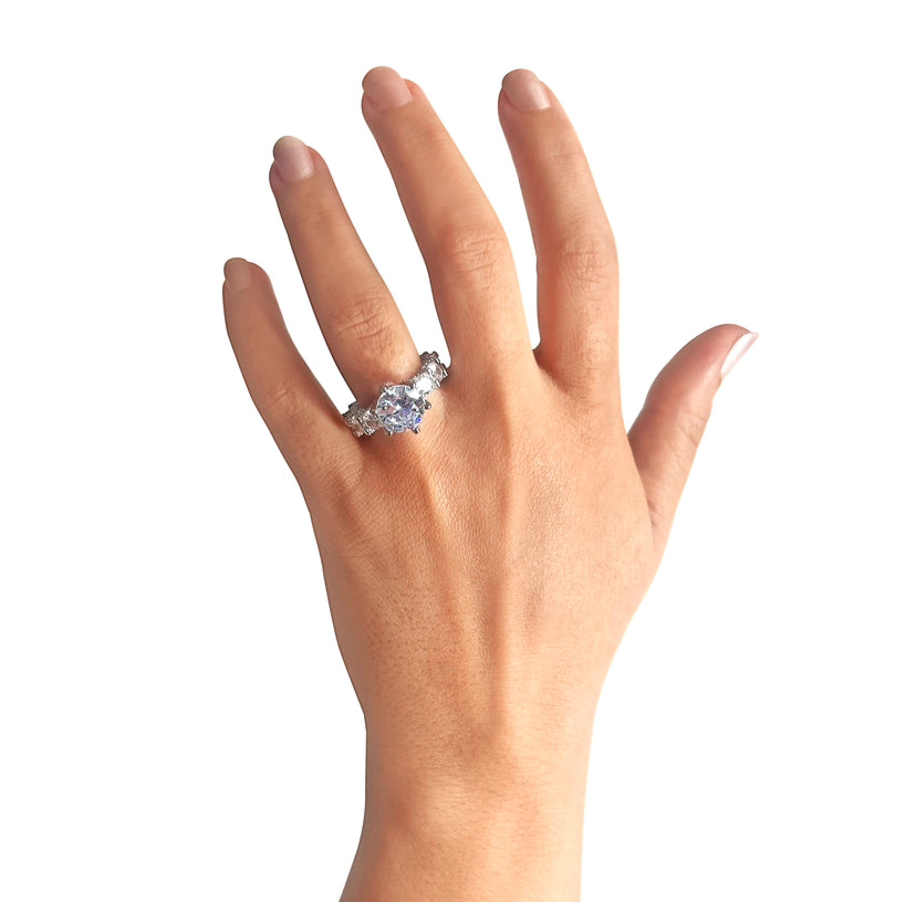Luxe ring